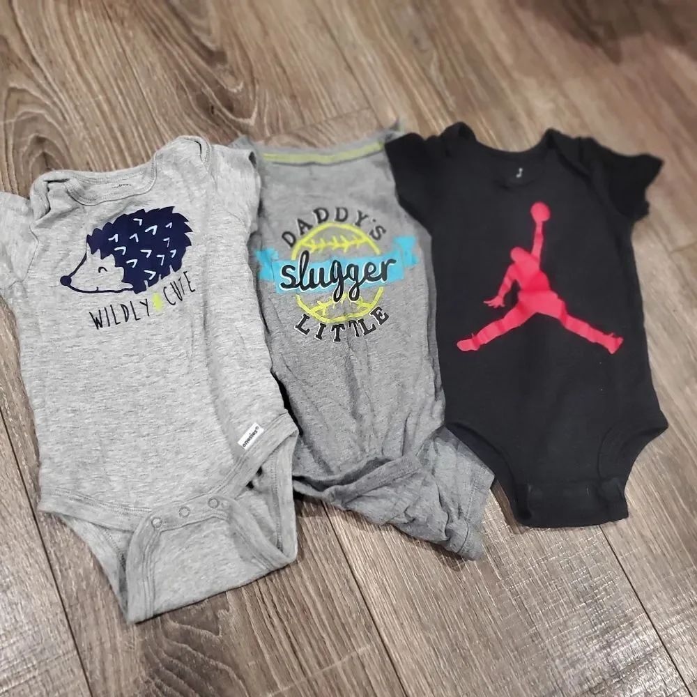Baby One Pieces Size 6-9M Gray and Black Baby One Piece Set 3 Pieces